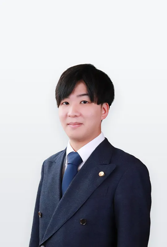 穴井 優大