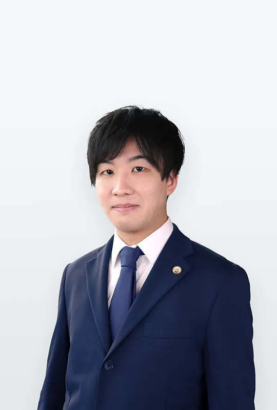 穴井 優大
